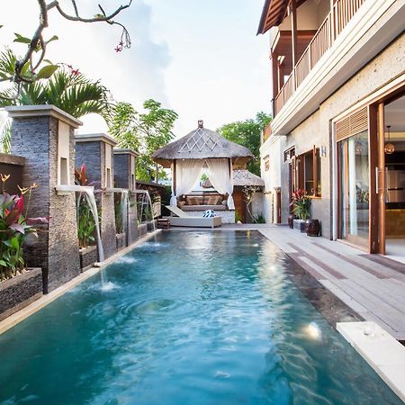 Villa Dk - Bali นูซาดูอา ภายนอก รูปภาพ