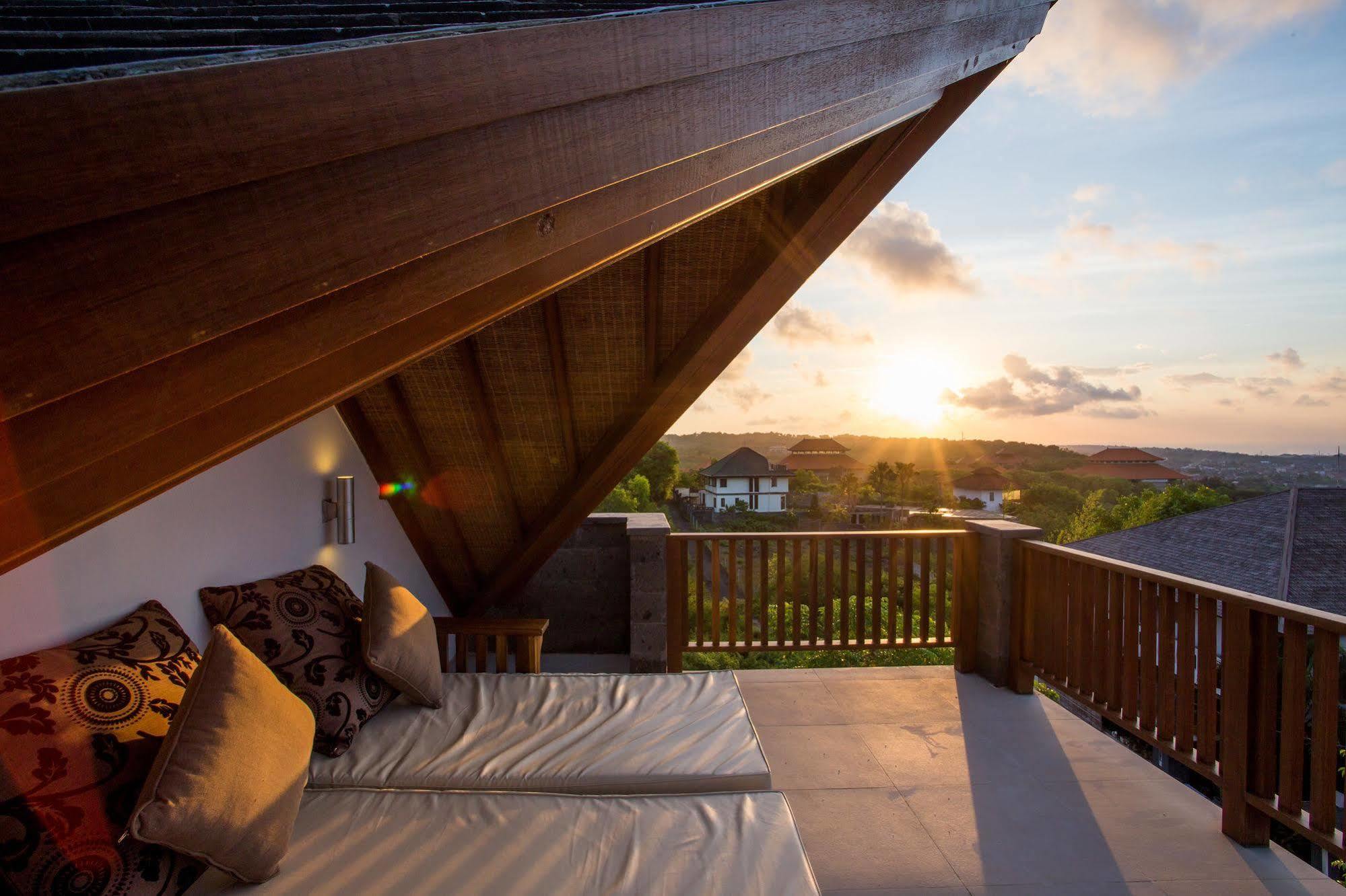 Villa Dk - Bali นูซาดูอา ภายนอก รูปภาพ